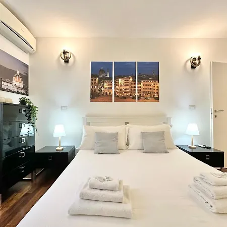 Trilocale In Centro Unesco Apartment *